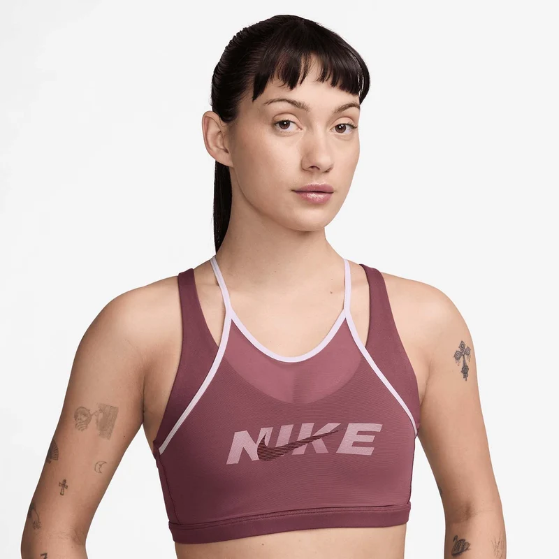 one medium-support sport bh