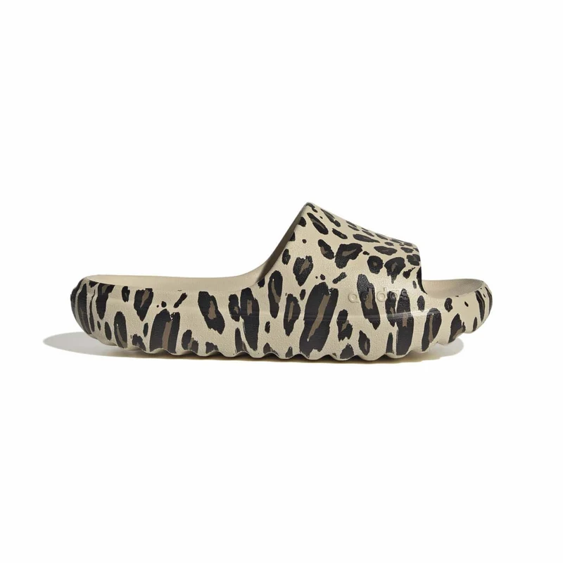 adilette lumia slippers