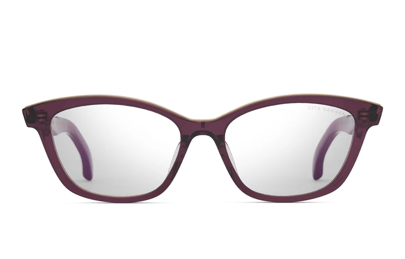 Dita SAHVANA 03 52