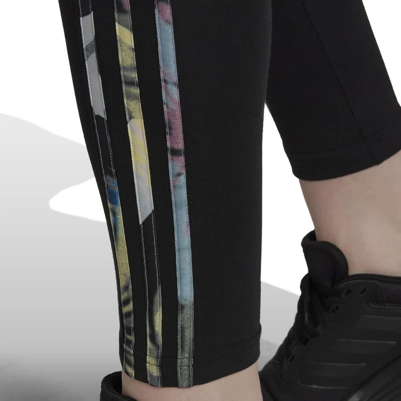 W 3s Leg