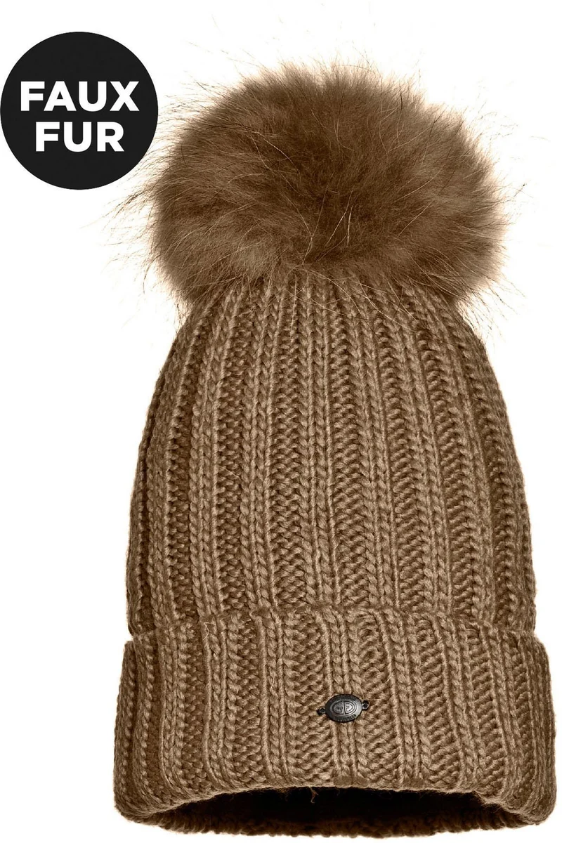 una beanie faux fur