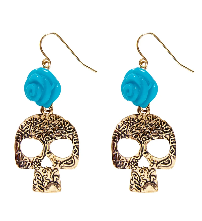 Blauw met gouden oorbellen